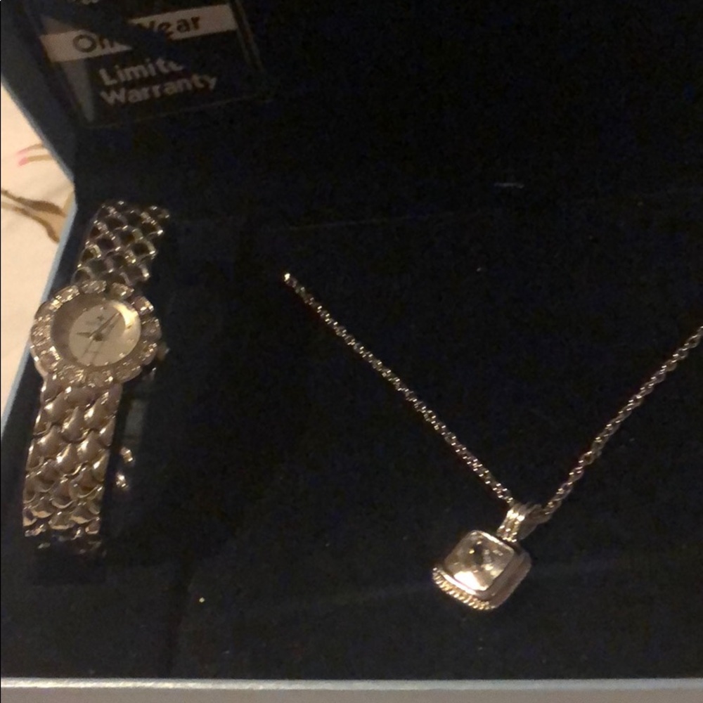 BELL & ROSE NECKLACE AND WATCH